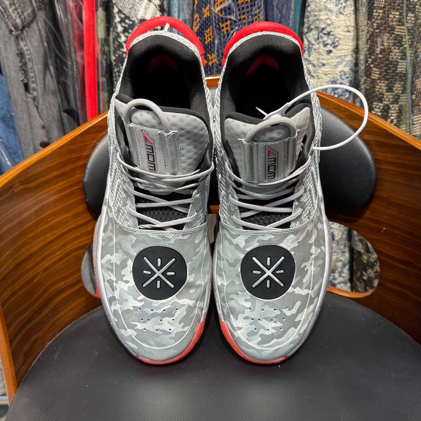 Li-Ning Li-Ning Camo Silver Lowtop Sneakers 44 Men Size US 10.5 / EU 43-44 - 5 Thumbnail