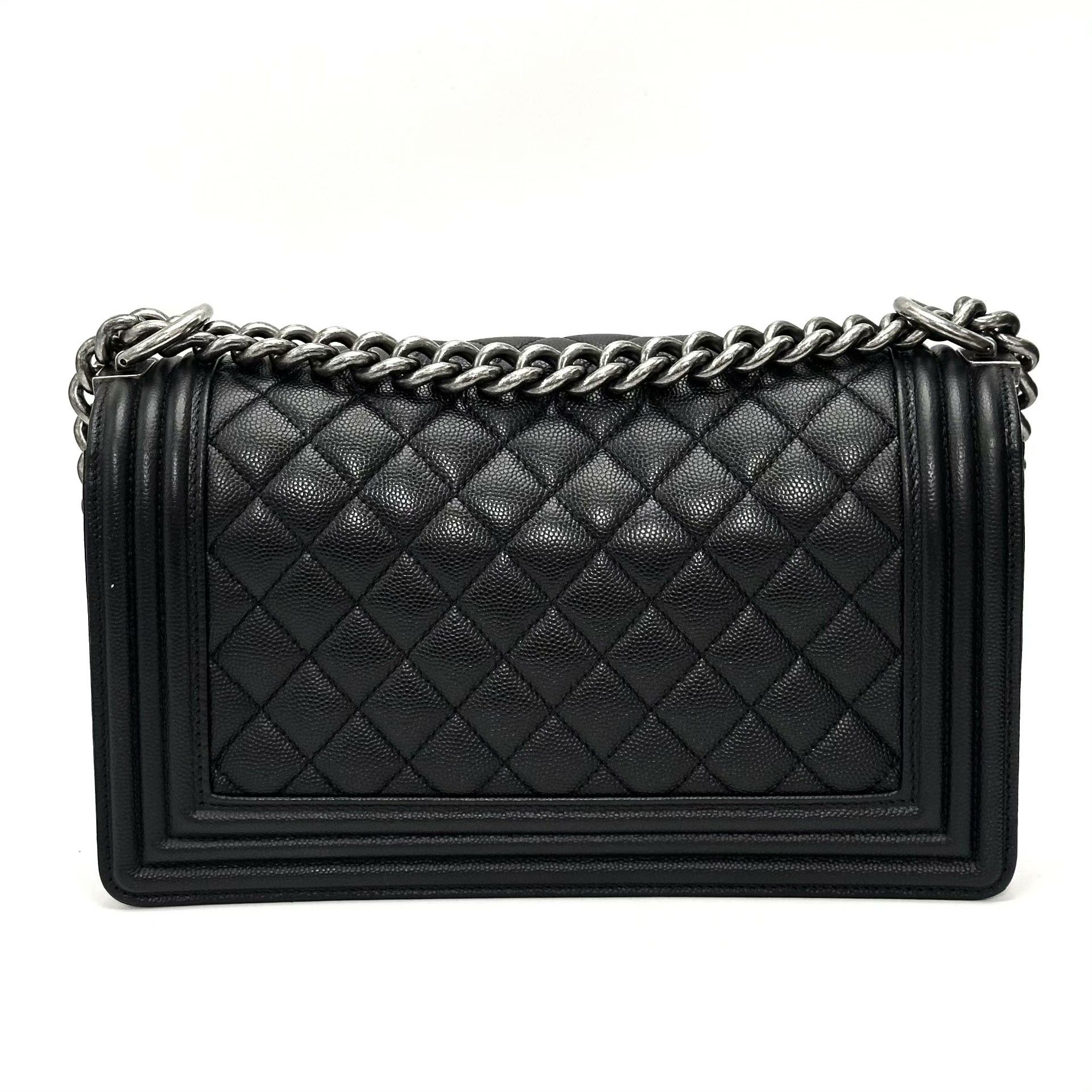 Chanel Pre-loved Bag Very good condition Size ONE SIZE - 3 Thumbnail