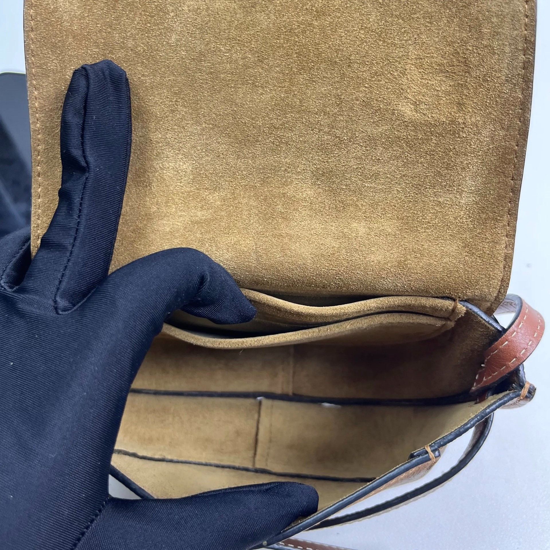 Loewe Pre-loved Bag Very good condition Size ONE SIZE - 9 Thumbnail