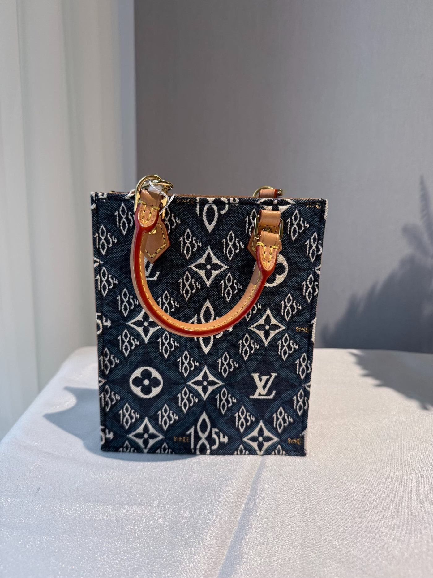 Louis Vuitton Pre-loved Bag Very good condition Size ONE SIZE - 2 Thumbnail