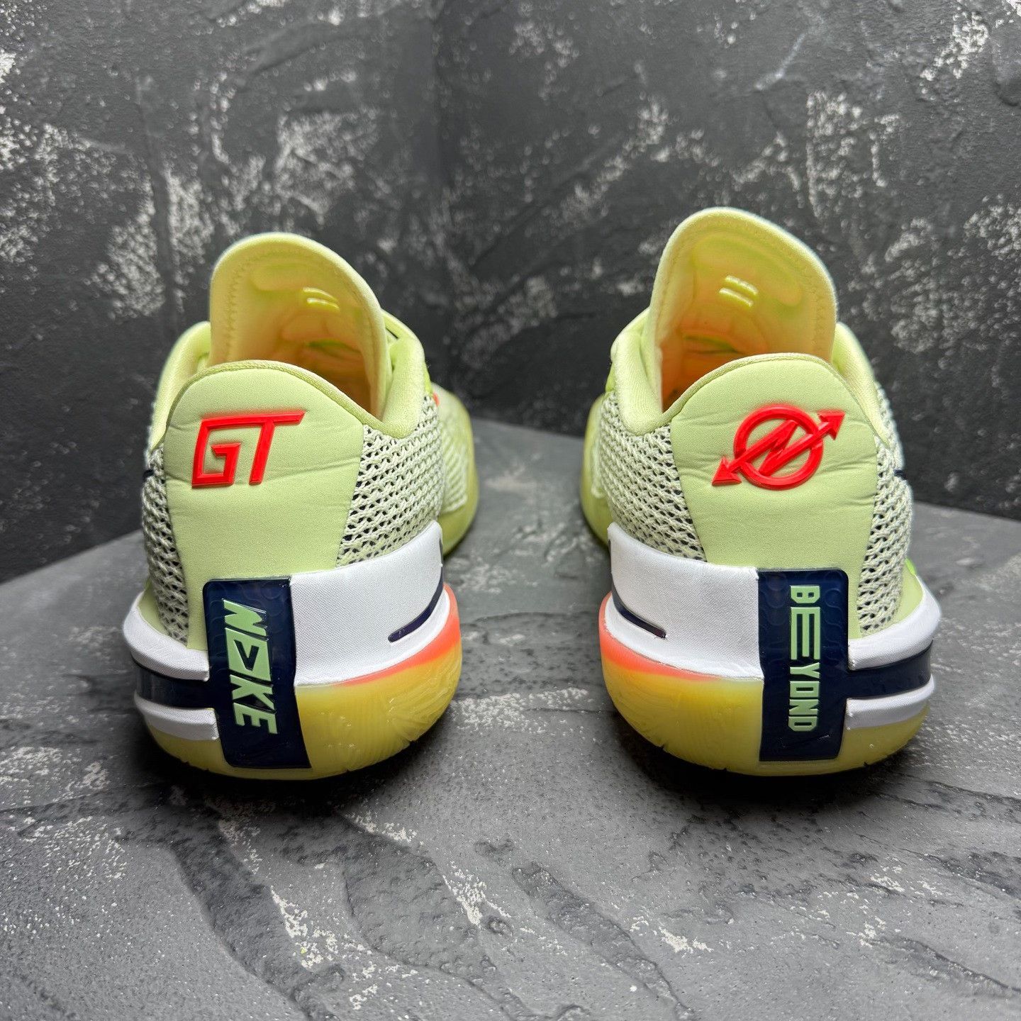 Nike Nike ZOOM G Green Lowtop Sneakers 44.5 Men Size US 11 / EU 44 - 3 Thumbnail