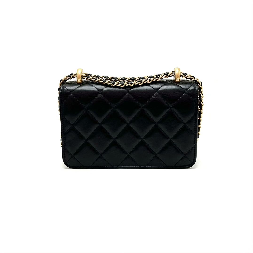 Chanel Pre-loved Bag Very good condition Size ONE SIZE - 2 Thumbnail