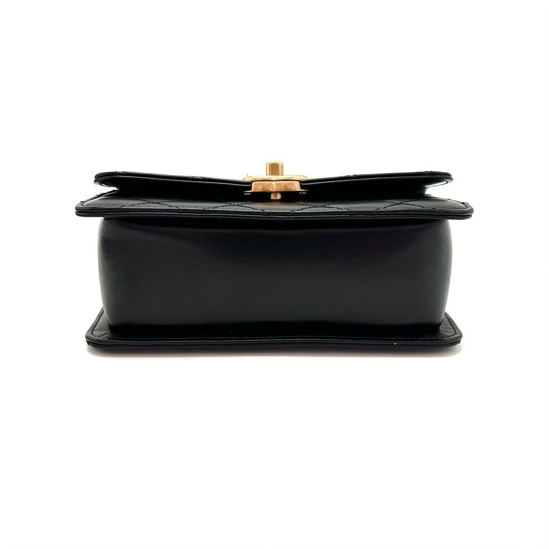 Chanel Pre-loved Bag Very good condition Size ONE SIZE - 5 Thumbnail