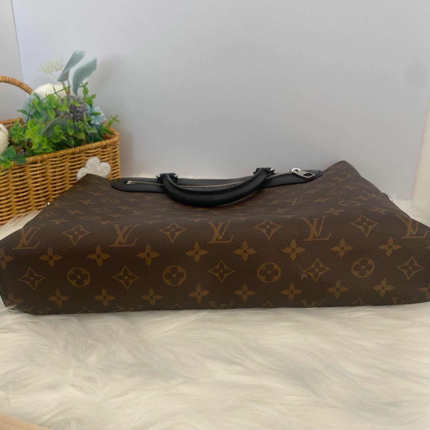 Louis Vuitton Pre-loved Bag Very good condition Size ONE SIZE - 6 Thumbnail