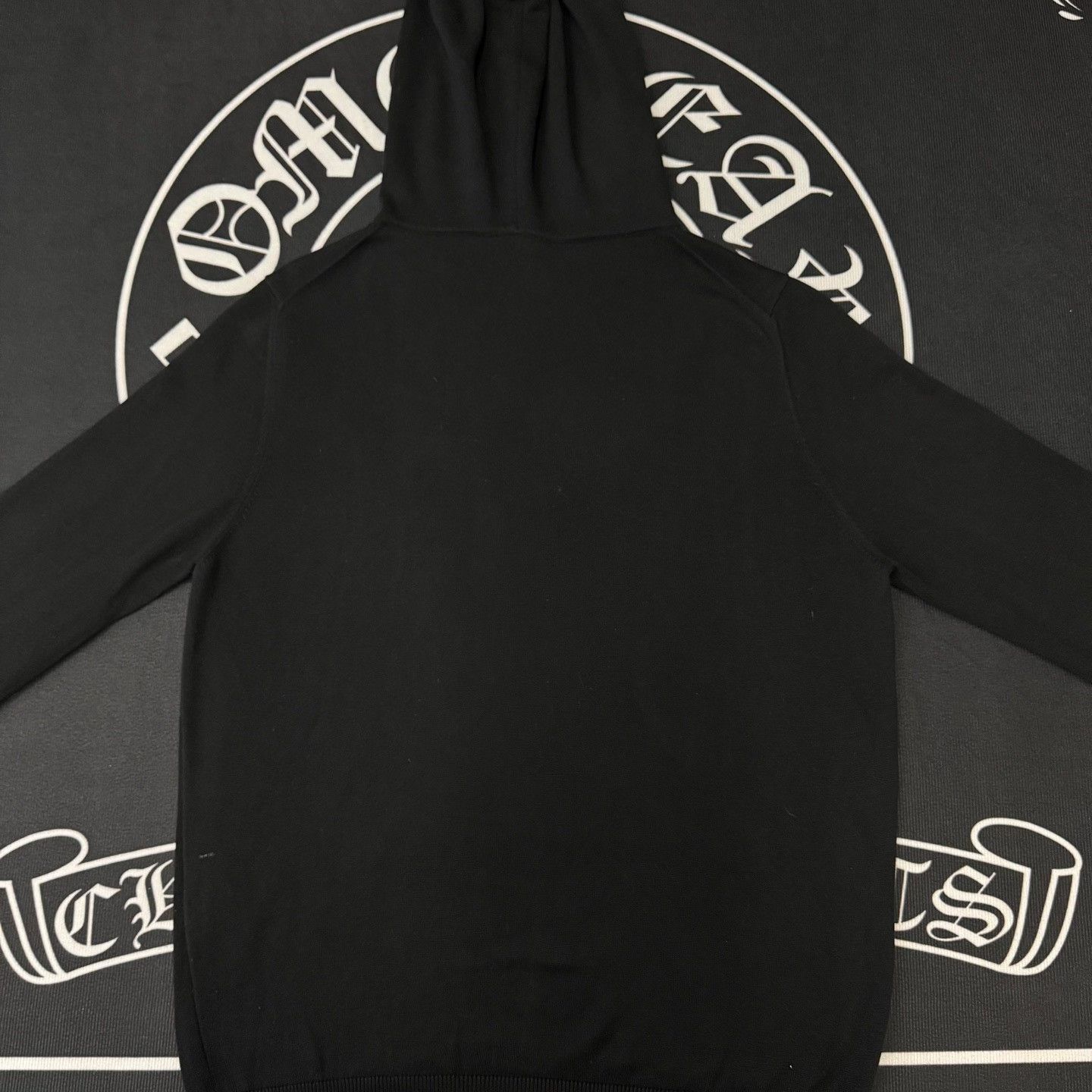 Louis Vuitton Louis Vuitton Retro Black Hoodie L Men Size US L / EU 52-54 / 3 - 3 Thumbnail