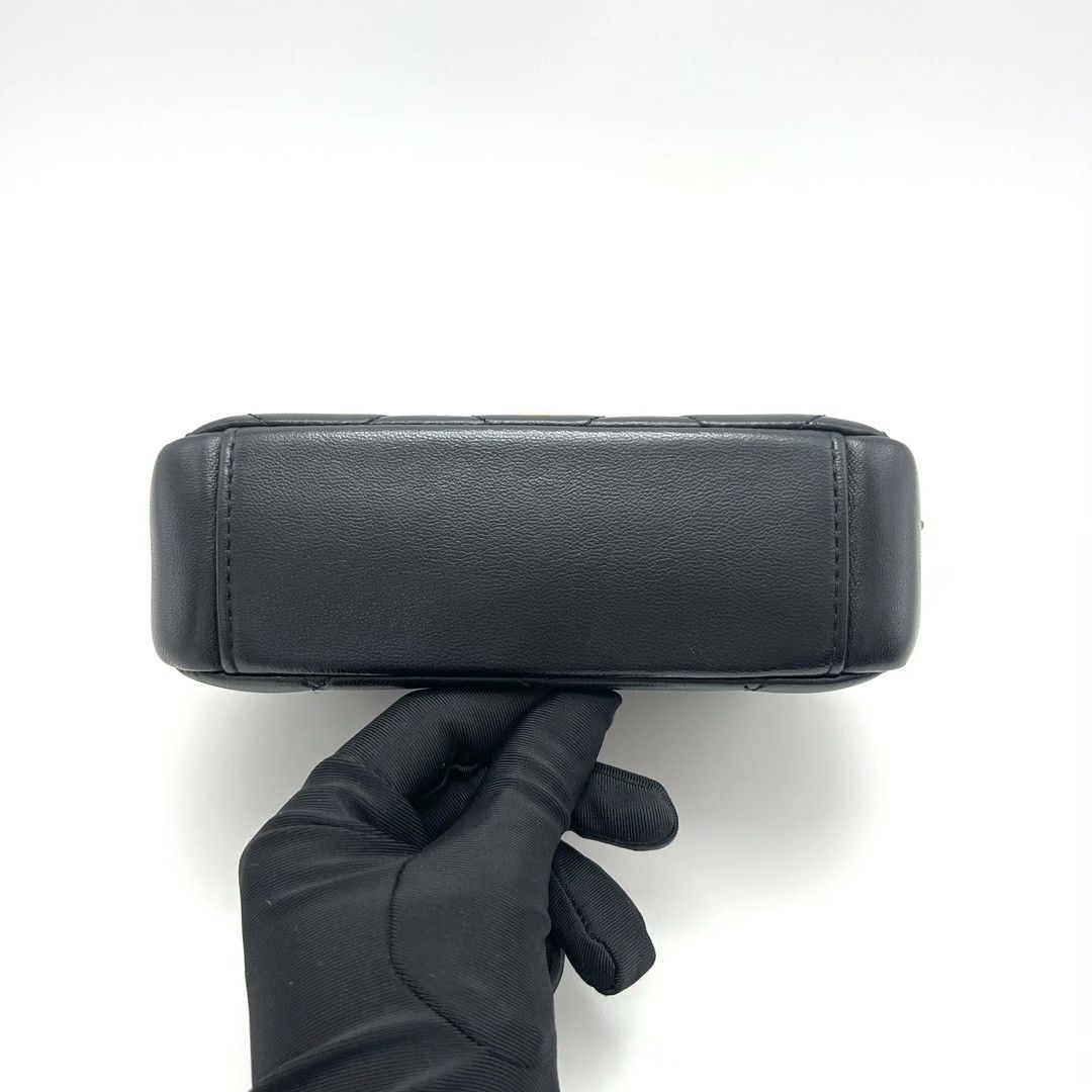 Chanel Pre-loved Bag Very good condition Size ONE SIZE - 5 Thumbnail