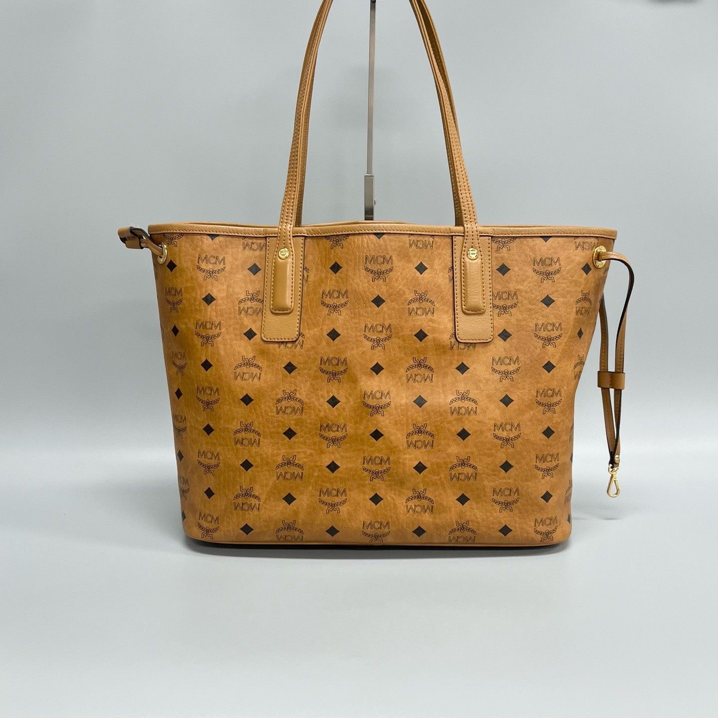 MCM Pre-loved Bag Very good condition Size ONE SIZE - 2 Thumbnail