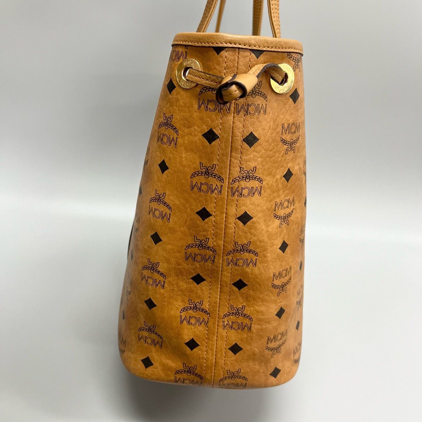 MCM Pre-loved Bag Very good condition Size ONE SIZE - 6 Thumbnail