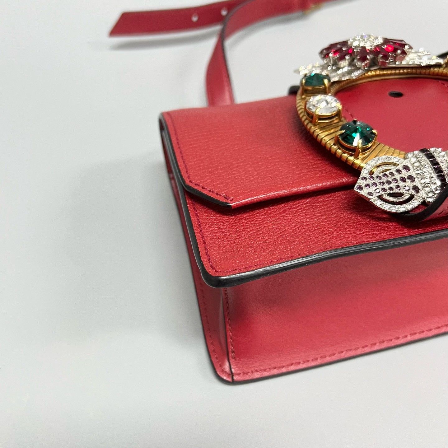 Miu Miu Pre-loved Bag Very good condition Size ONE SIZE - 5 Thumbnail