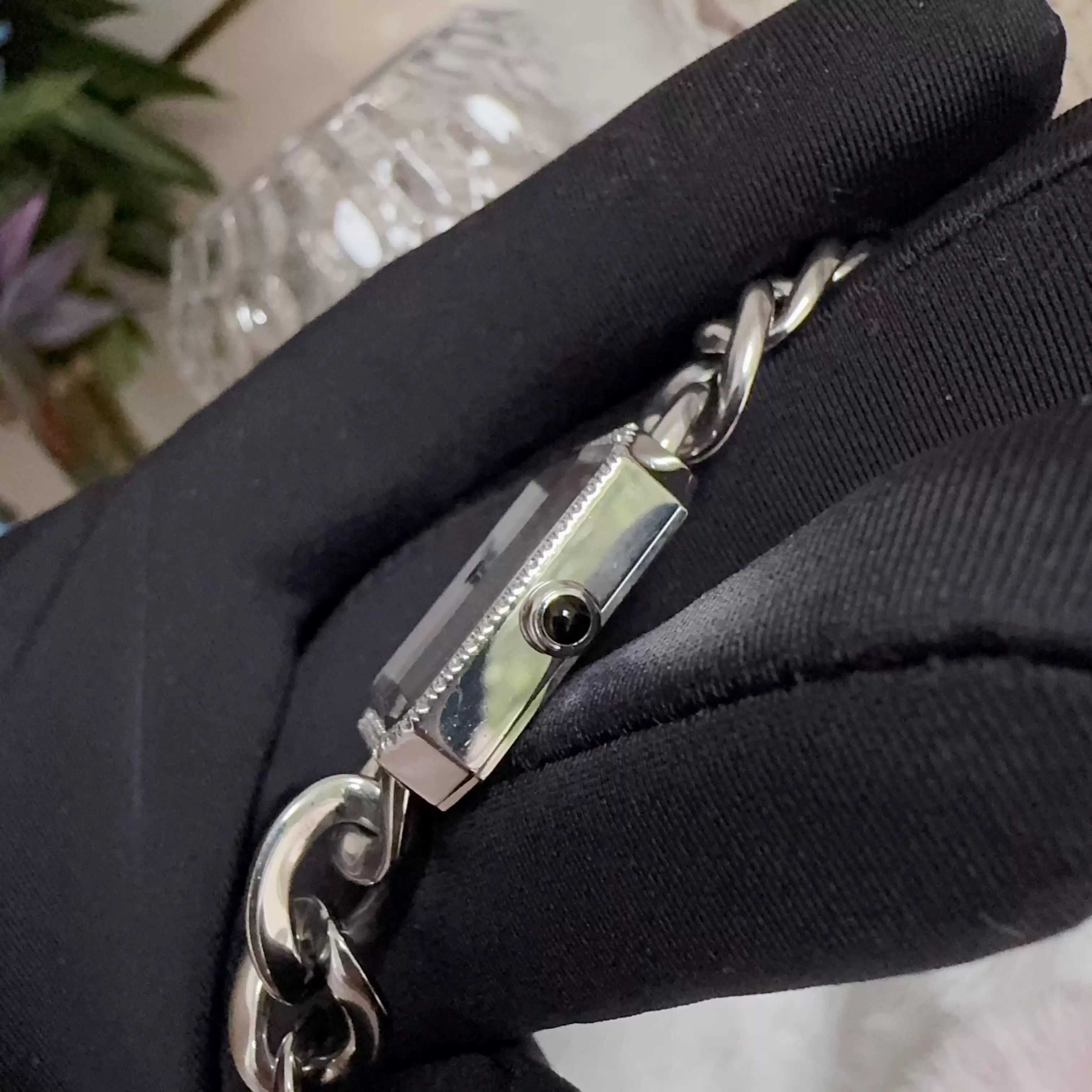 Chanel Pre-loved Bag Very good condition Size ONE SIZE - 5 Thumbnail