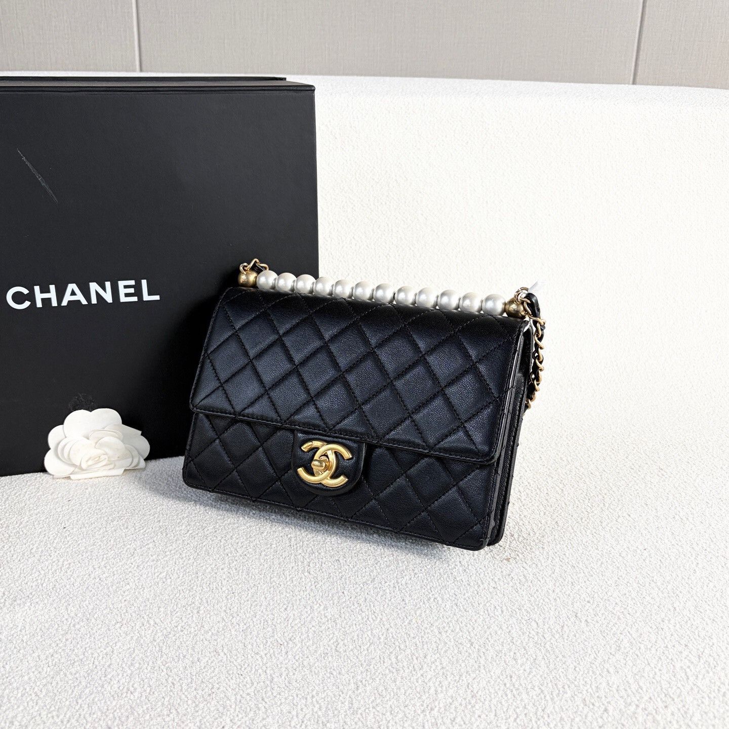 Chanel Pre-loved Bag Very good condition Size ONE SIZE - 4 Thumbnail