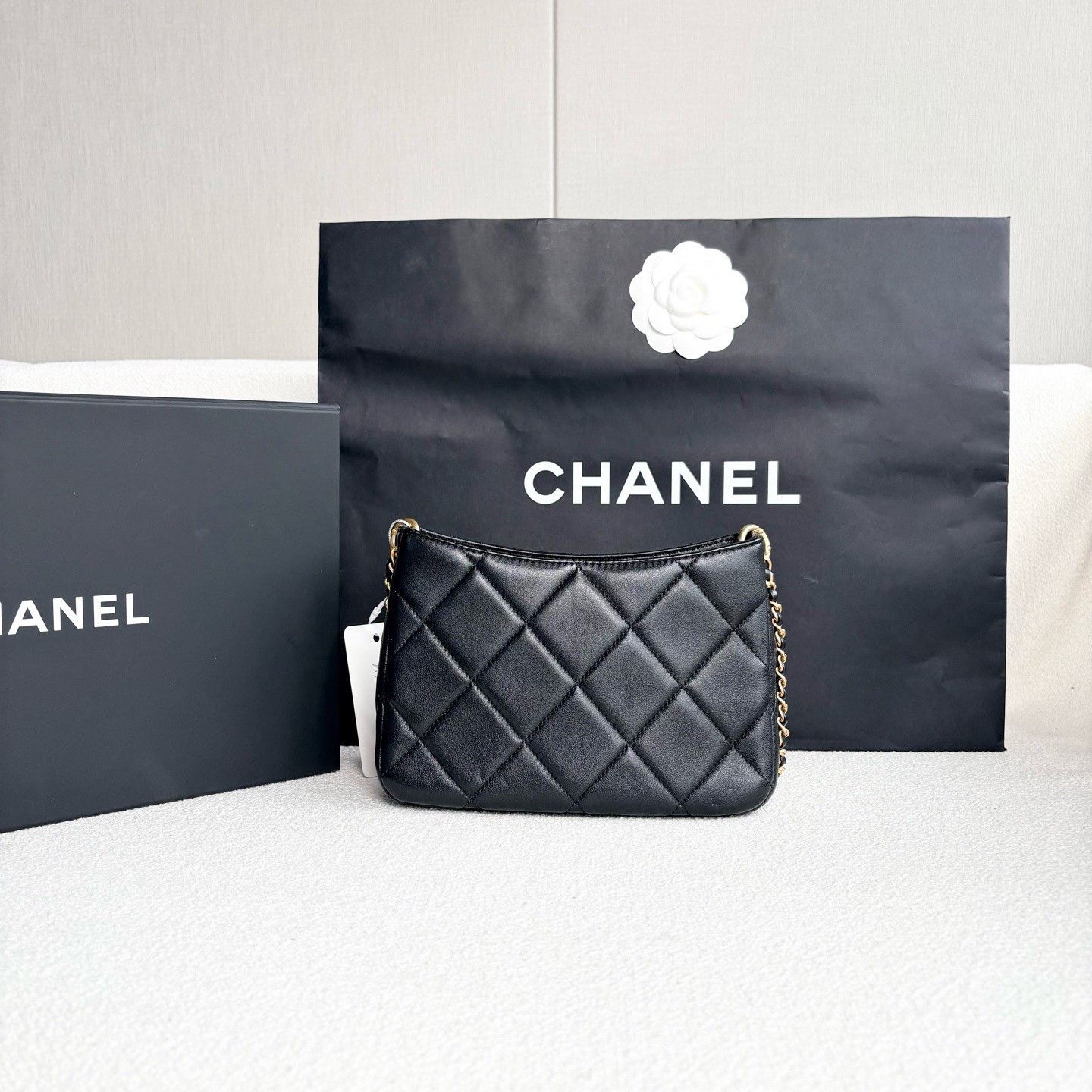 Chanel Pre-loved Bag Very good condition Size ONE SIZE - 3 Thumbnail