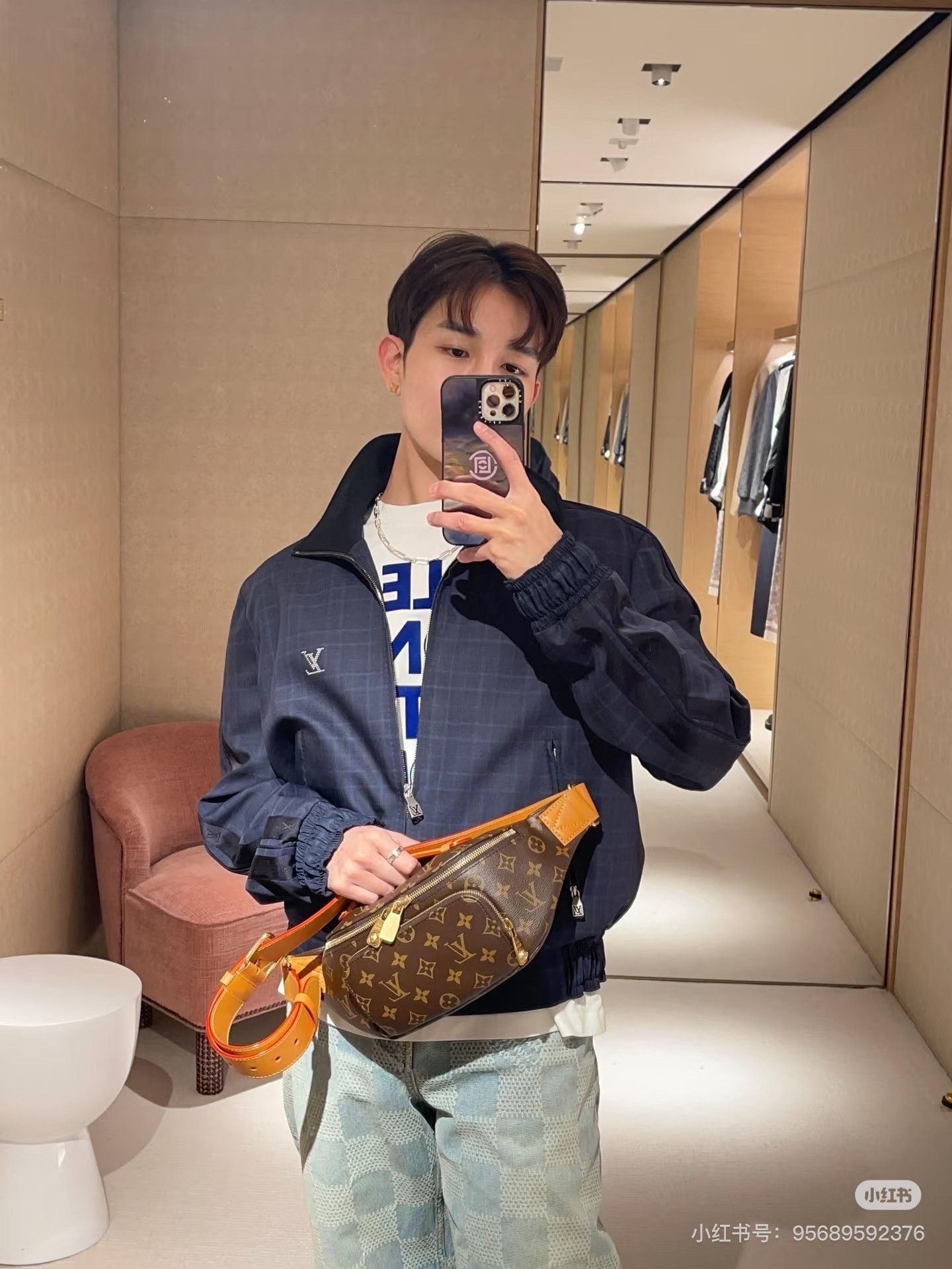 Louis Vuitton Pre-loved Bag Very good condition Size ONE SIZE - 8 Thumbnail