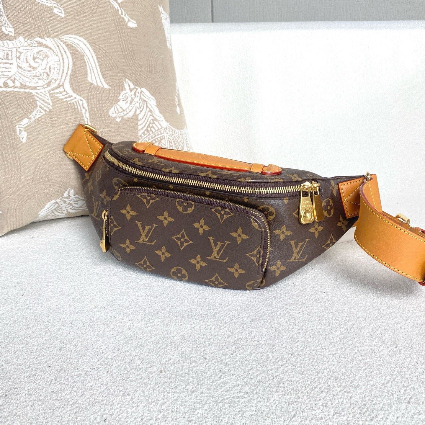 Louis Vuitton Pre-loved Bag Very good condition Size ONE SIZE - 6 Thumbnail