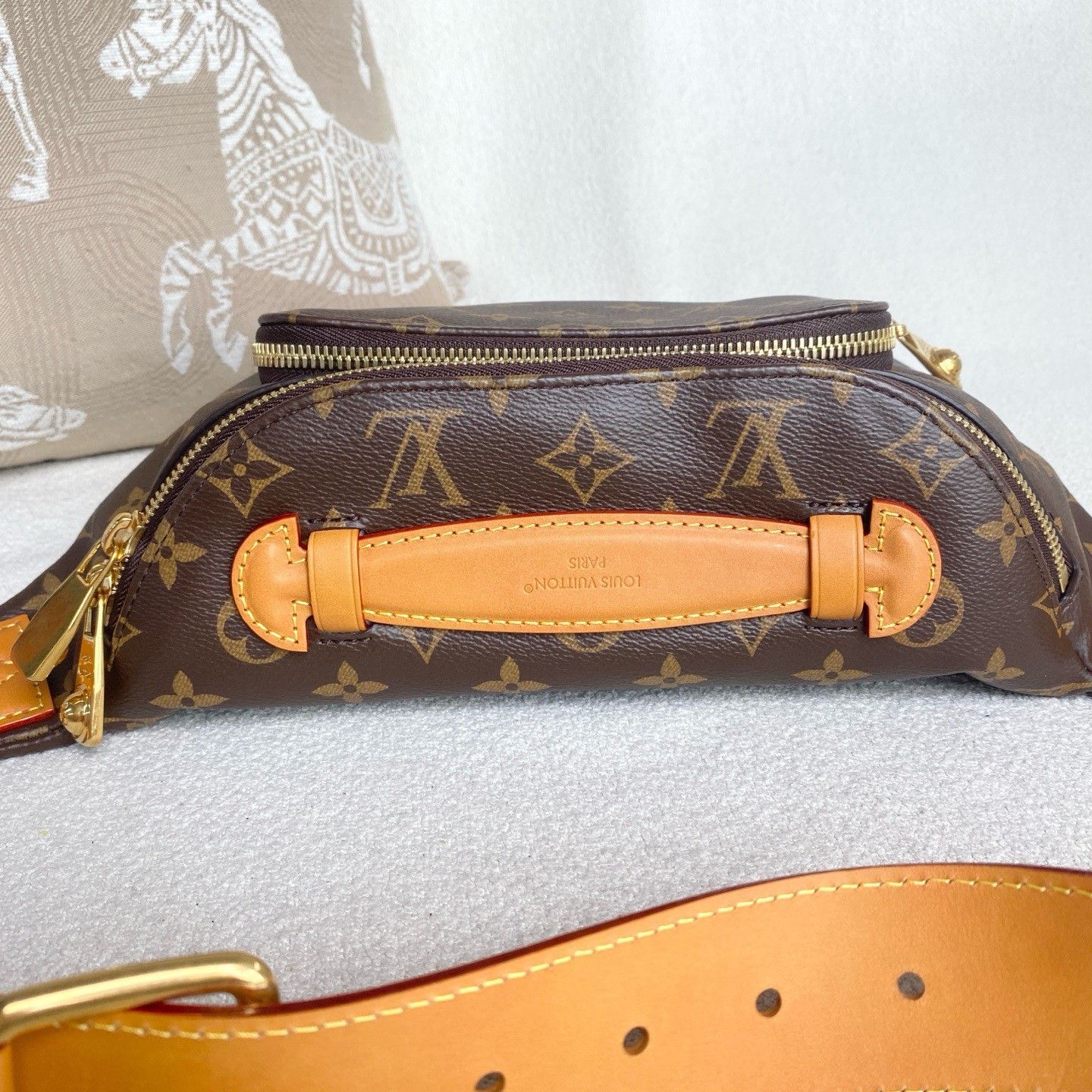 Louis Vuitton Pre-loved Bag Very good condition Size ONE SIZE - 5 Thumbnail