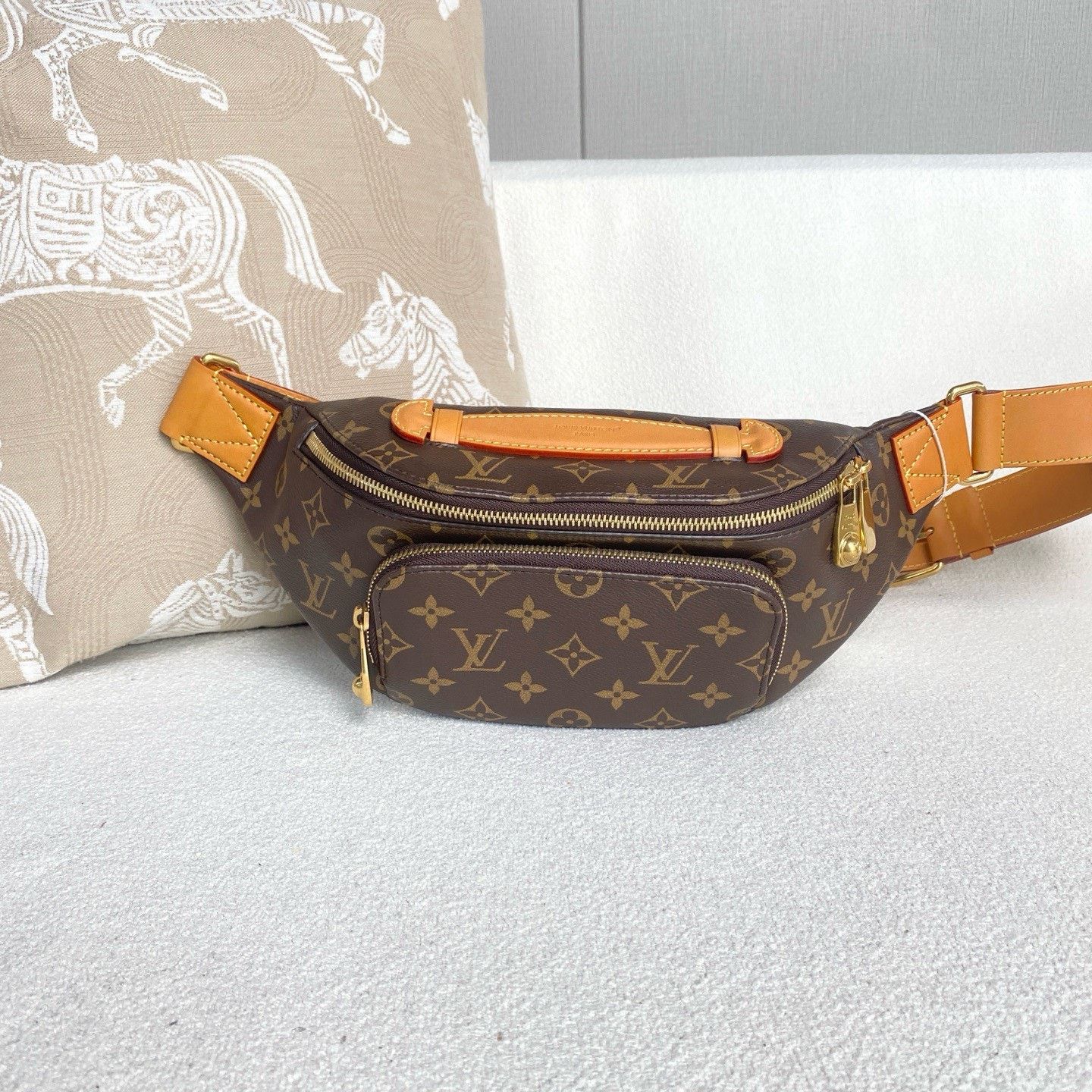 Louis Vuitton Pre-loved Bag Very good condition Size ONE SIZE - 2 Thumbnail