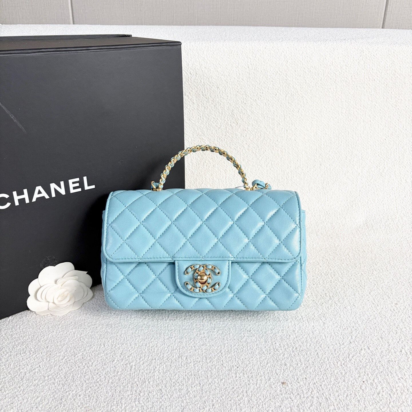 Chanel Pre-loved Bag Very good condition Size ONE SIZE - 2 Thumbnail