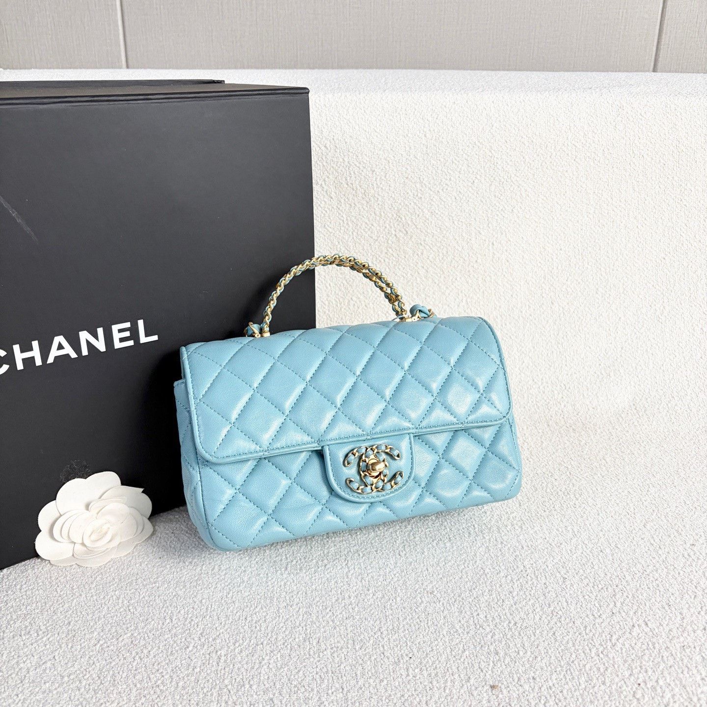 Chanel Pre-loved Bag Very good condition Size ONE SIZE - 6 Thumbnail