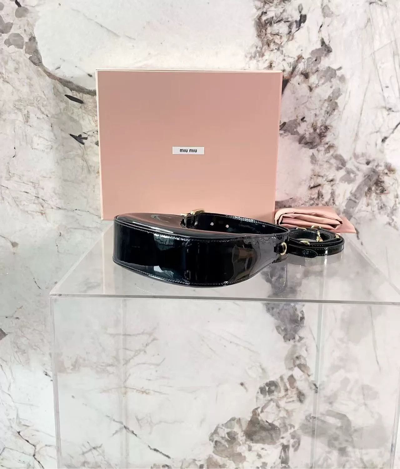 Miu Miu Pre-loved Bag Very good condition Size ONE SIZE - 6 Thumbnail
