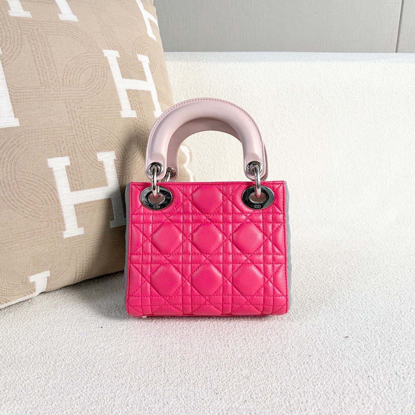 Dior Pre-loved Bag Very good condition Size ONE SIZE - 3 Thumbnail