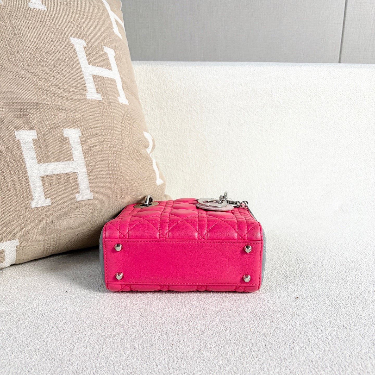 Dior Pre-loved Bag Very good condition Size ONE SIZE - 5 Thumbnail
