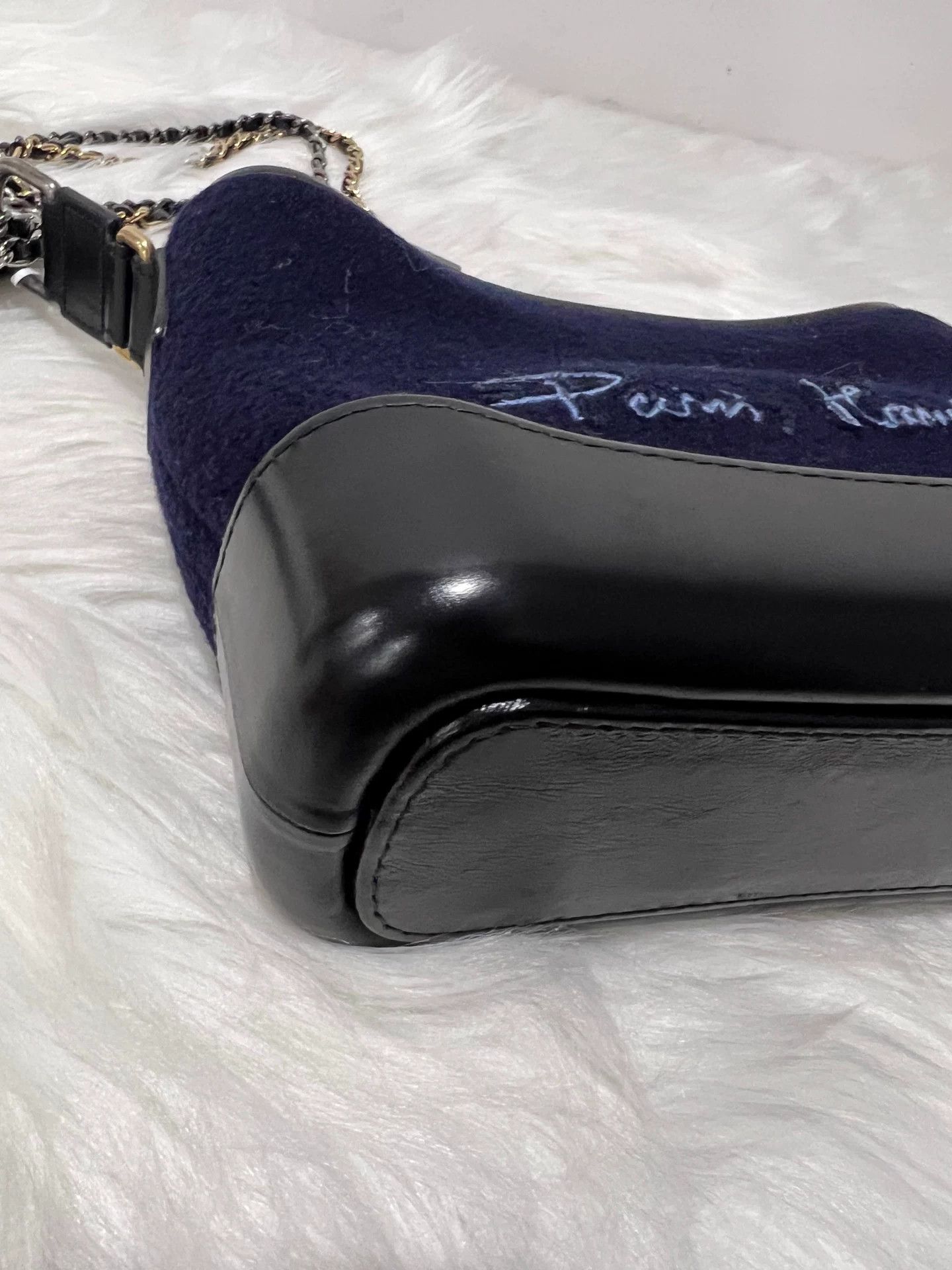 Chanel Pre-loved Bag Very good condition Size ONE SIZE - 3 Thumbnail