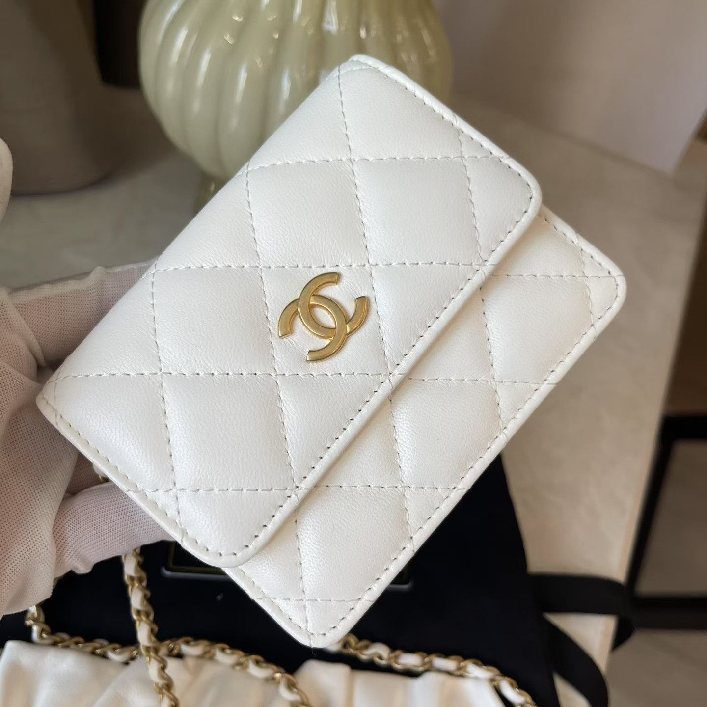 Chanel Pre-loved Bag Very good condition Size ONE SIZE - 2 Thumbnail