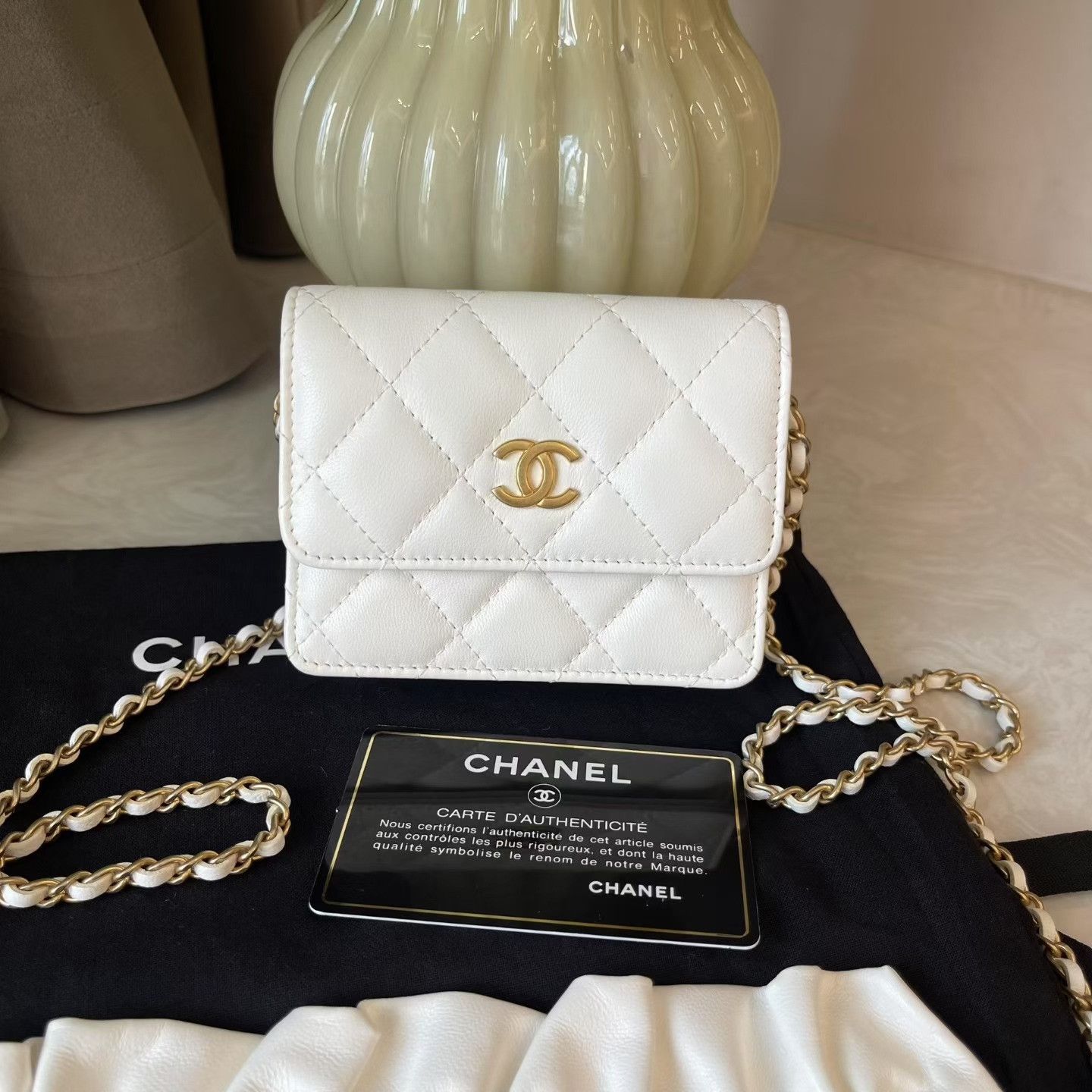 Chanel Pre-loved Bag Very good condition Size ONE SIZE - 3 Thumbnail