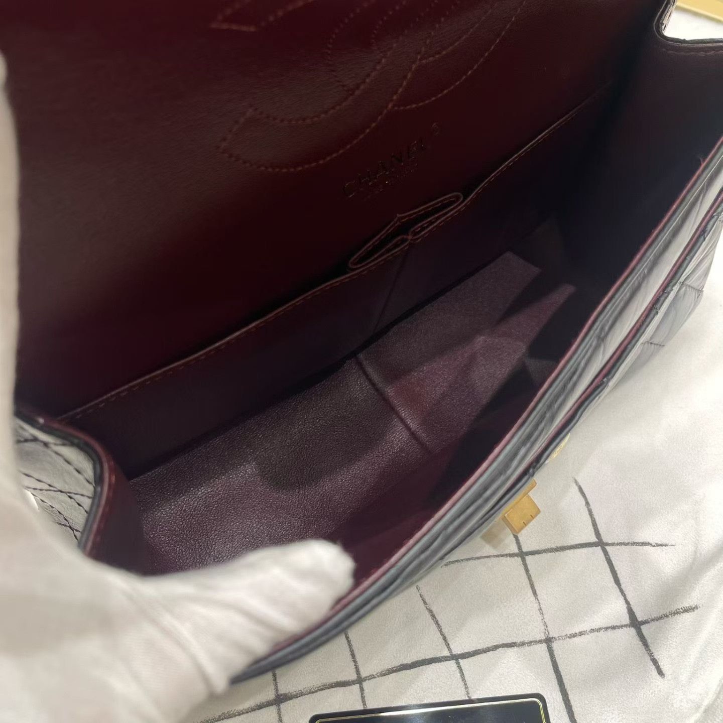 Chanel Pre-loved Bag Very good condition Size ONE SIZE - 8 Thumbnail