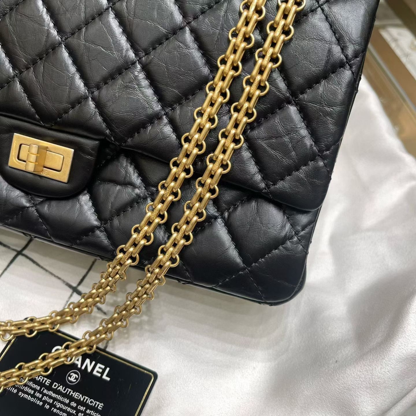 Chanel Pre-loved Bag Very good condition Size ONE SIZE - 3 Thumbnail