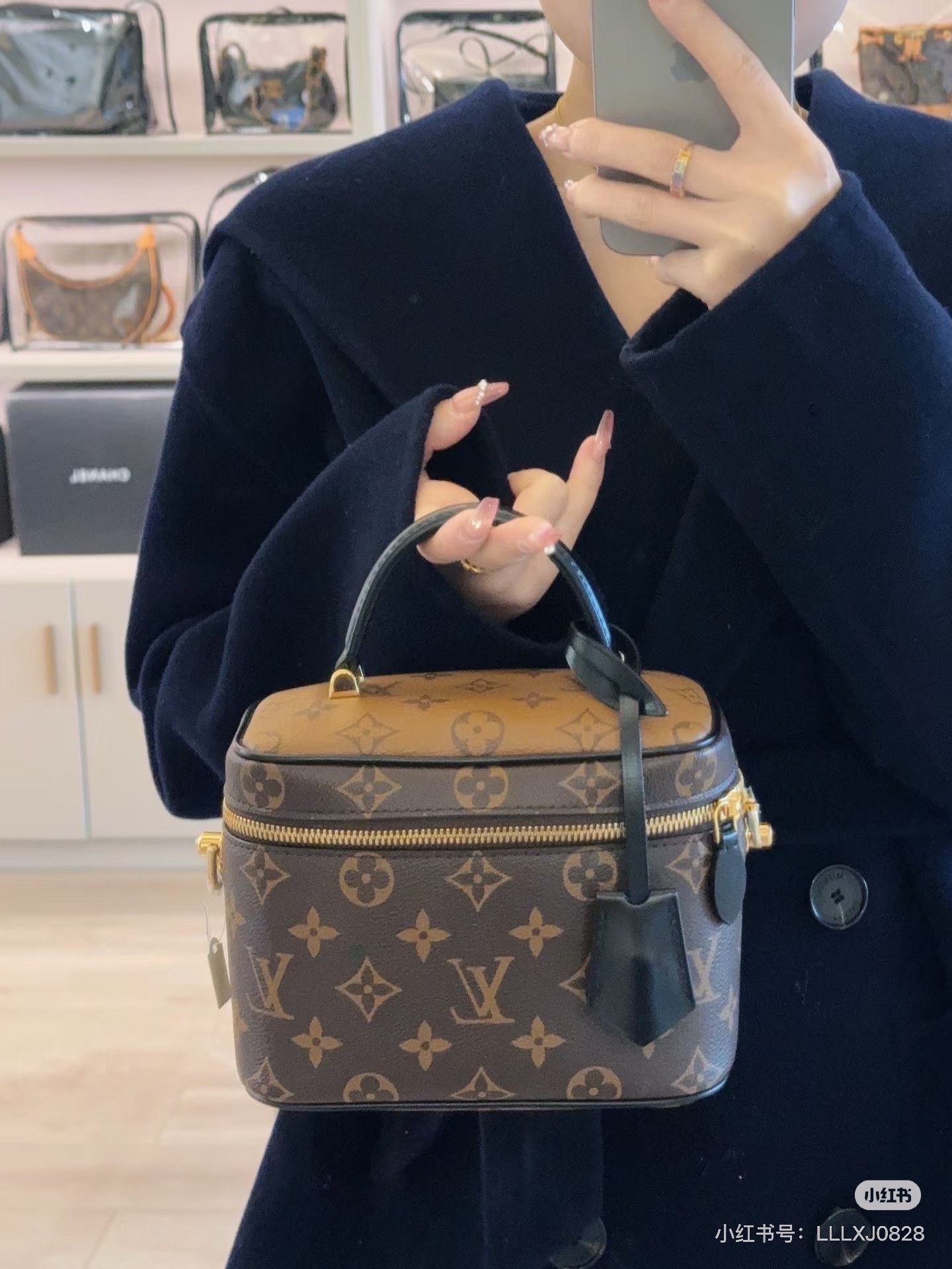 Louis Vuitton Pre-loved Bag Very good condition Size ONE SIZE - 8 Thumbnail