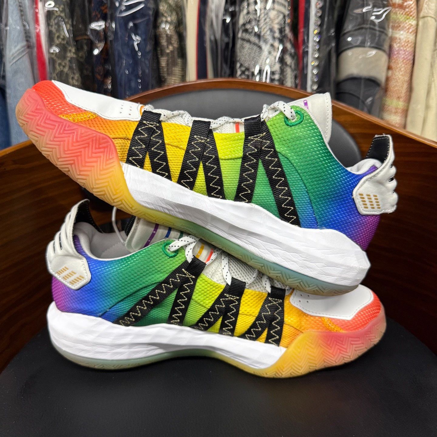 Adidas Adidas Rainbow Multi Lowtop Sneakers 42 Men Size US 9 / EU 42 - 7 Thumbnail