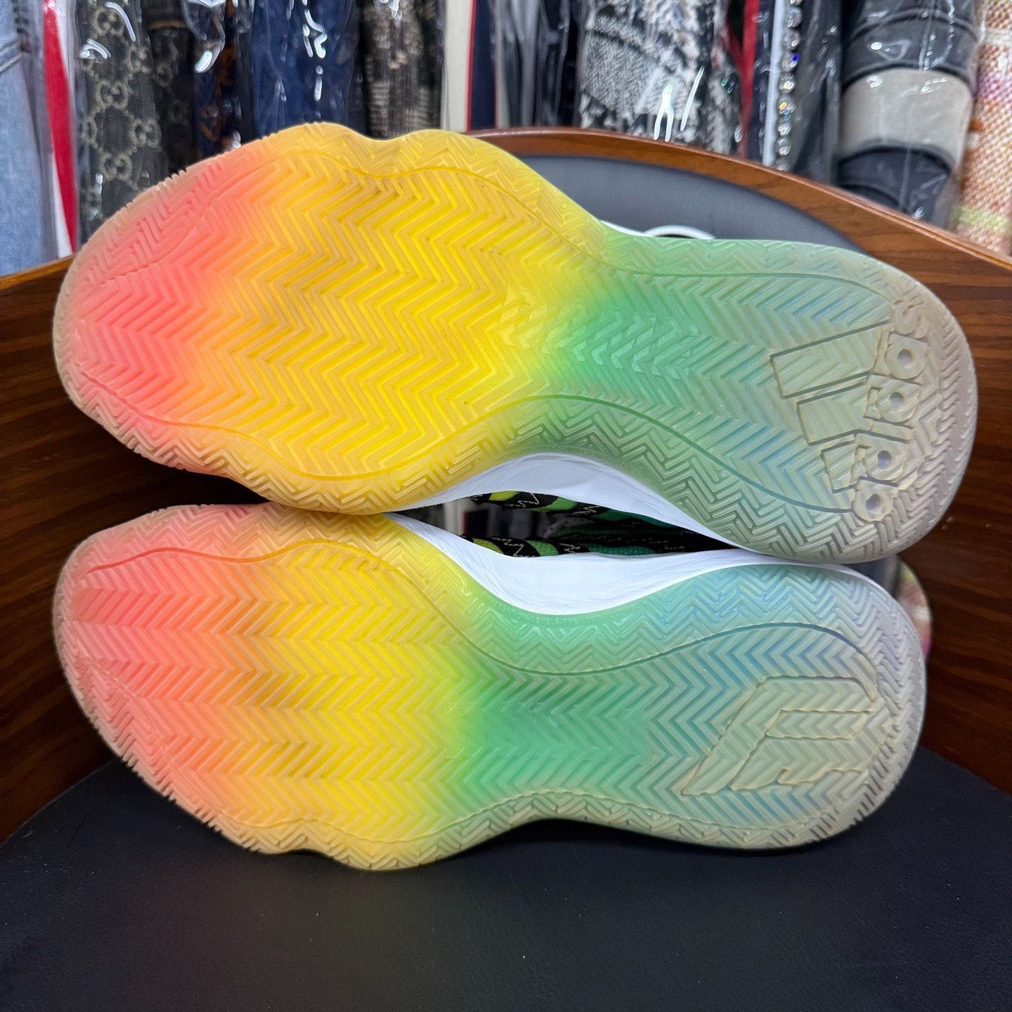 Adidas Adidas Rainbow Multi Lowtop Sneakers 42 Men Size US 9 / EU 42 - 9 Thumbnail