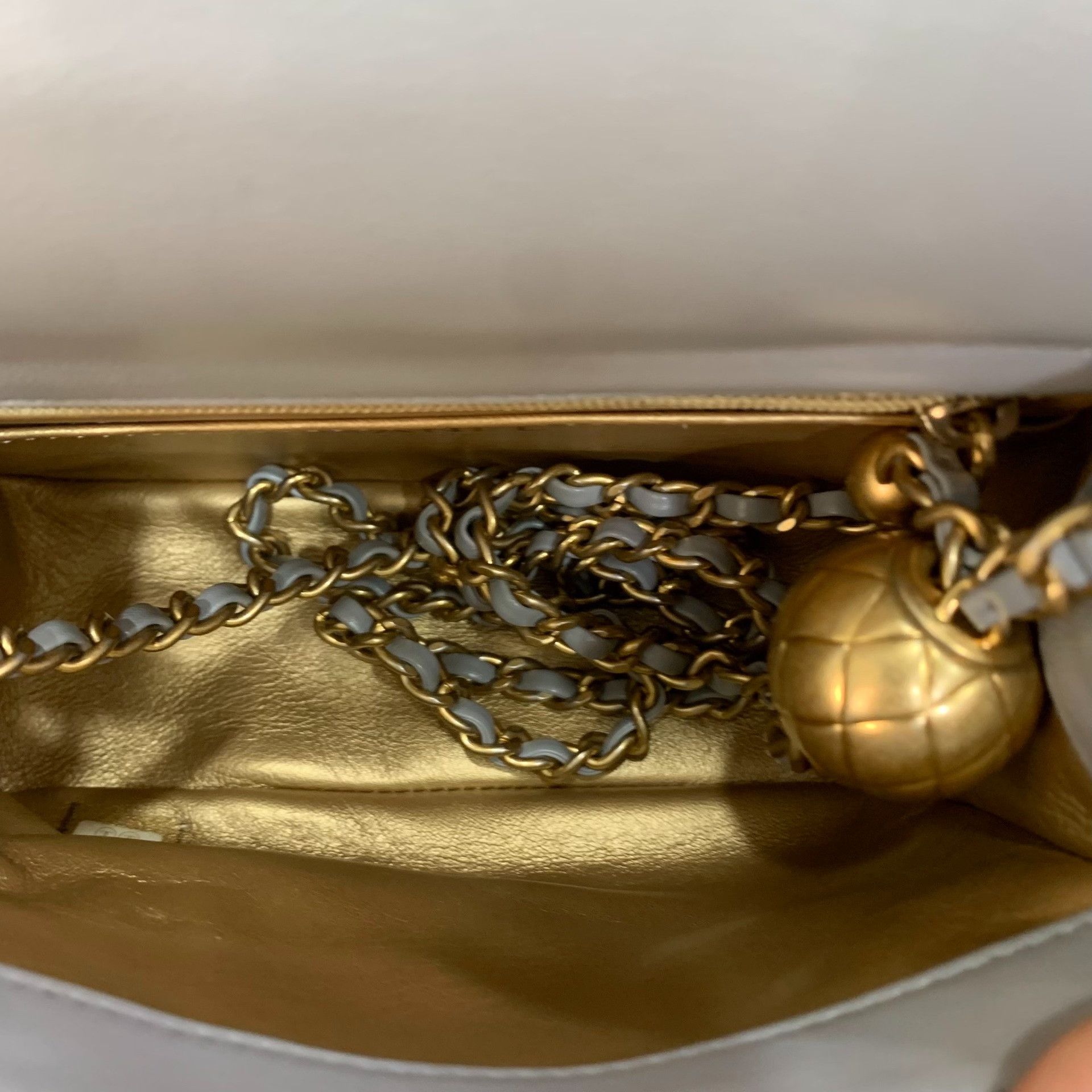 Chanel Pre-loved Bag Very good condition Size ONE SIZE - 6 Thumbnail