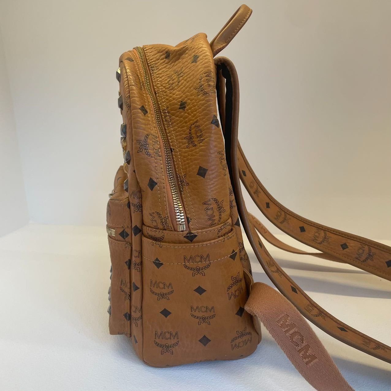 MCM Pre-loved Bag Very good condition Size ONE SIZE - 4 Thumbnail