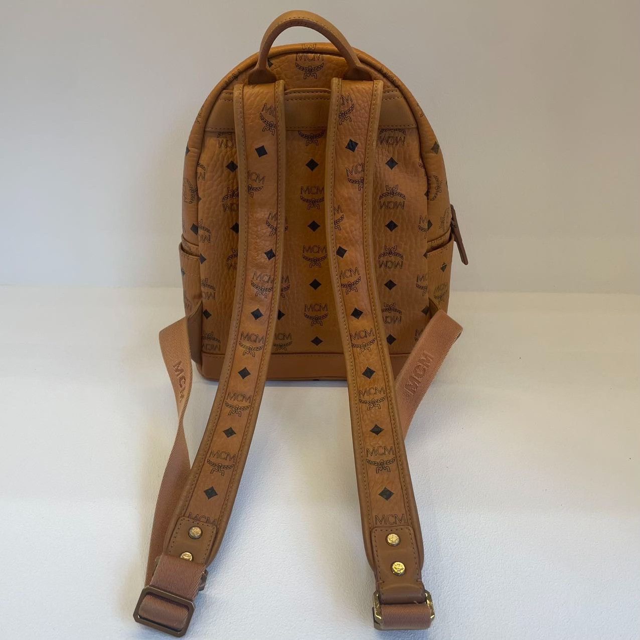 MCM Pre-loved Bag Very good condition Size ONE SIZE - 2 Thumbnail
