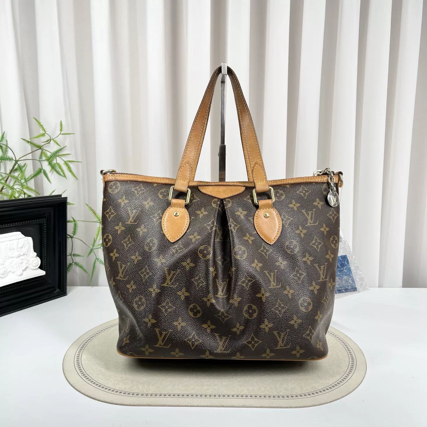 Louis Vuitton Pre-loved Bag Very good condition Size ONE SIZE - 2 Thumbnail