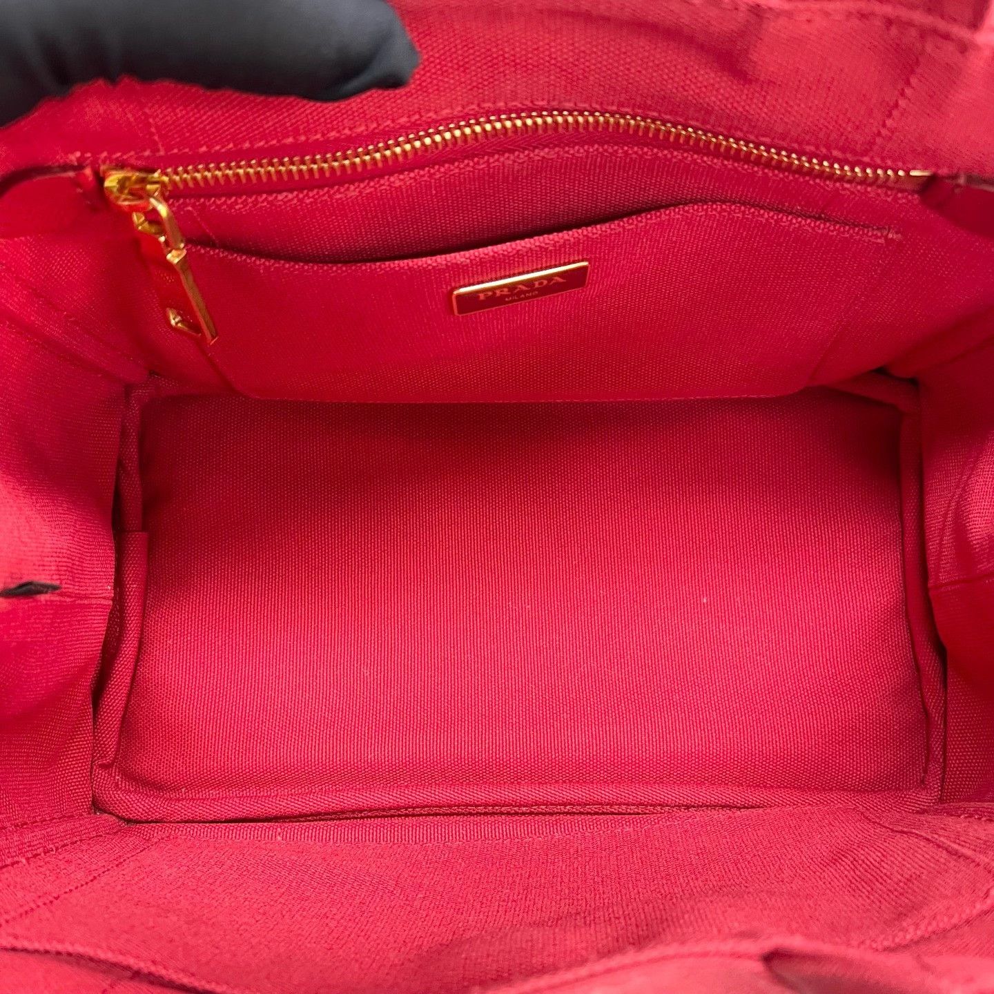 Prada Pre-loved Bag Very good condition Size ONE SIZE - 9 Thumbnail