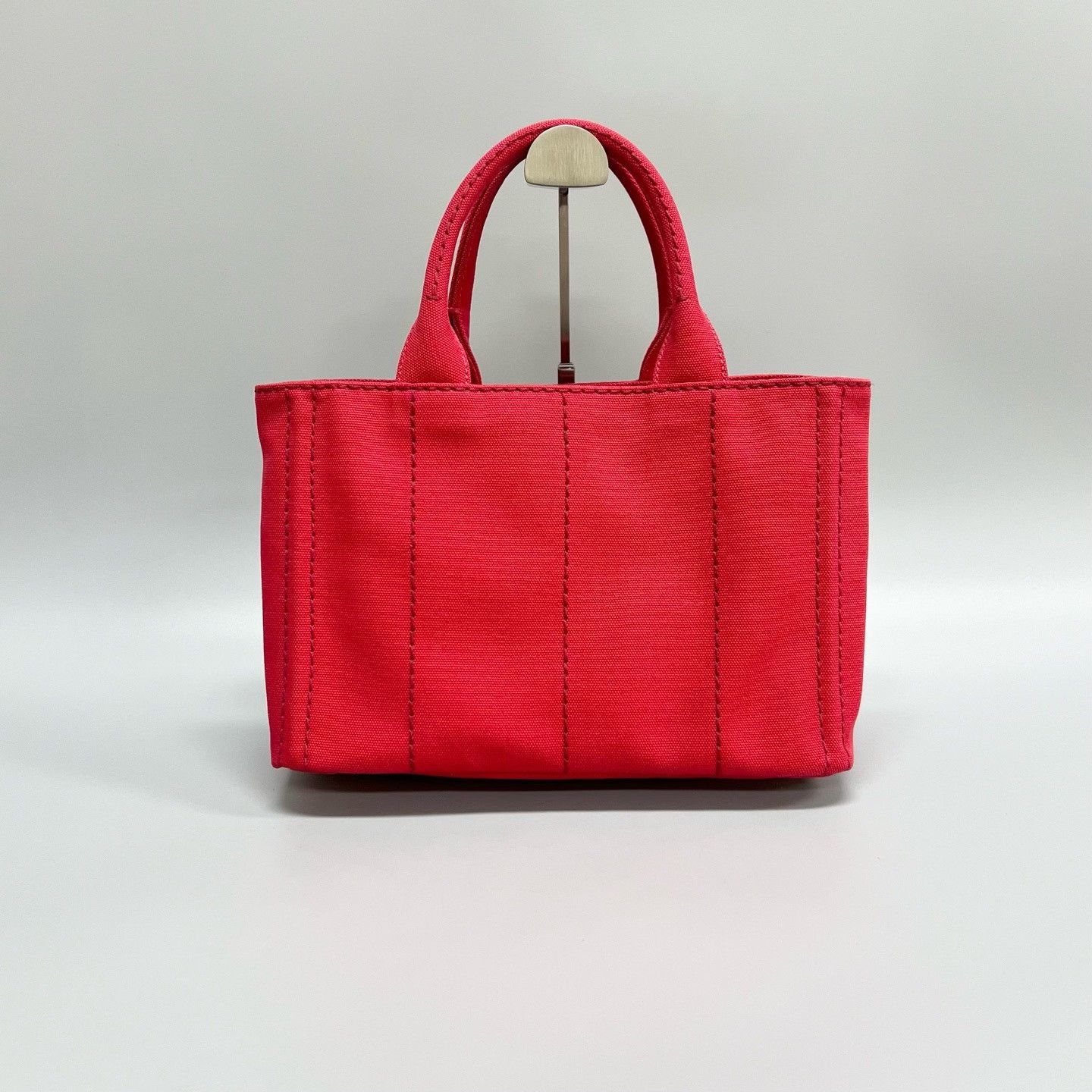 Prada Pre-loved Bag Very good condition Size ONE SIZE - 2 Thumbnail