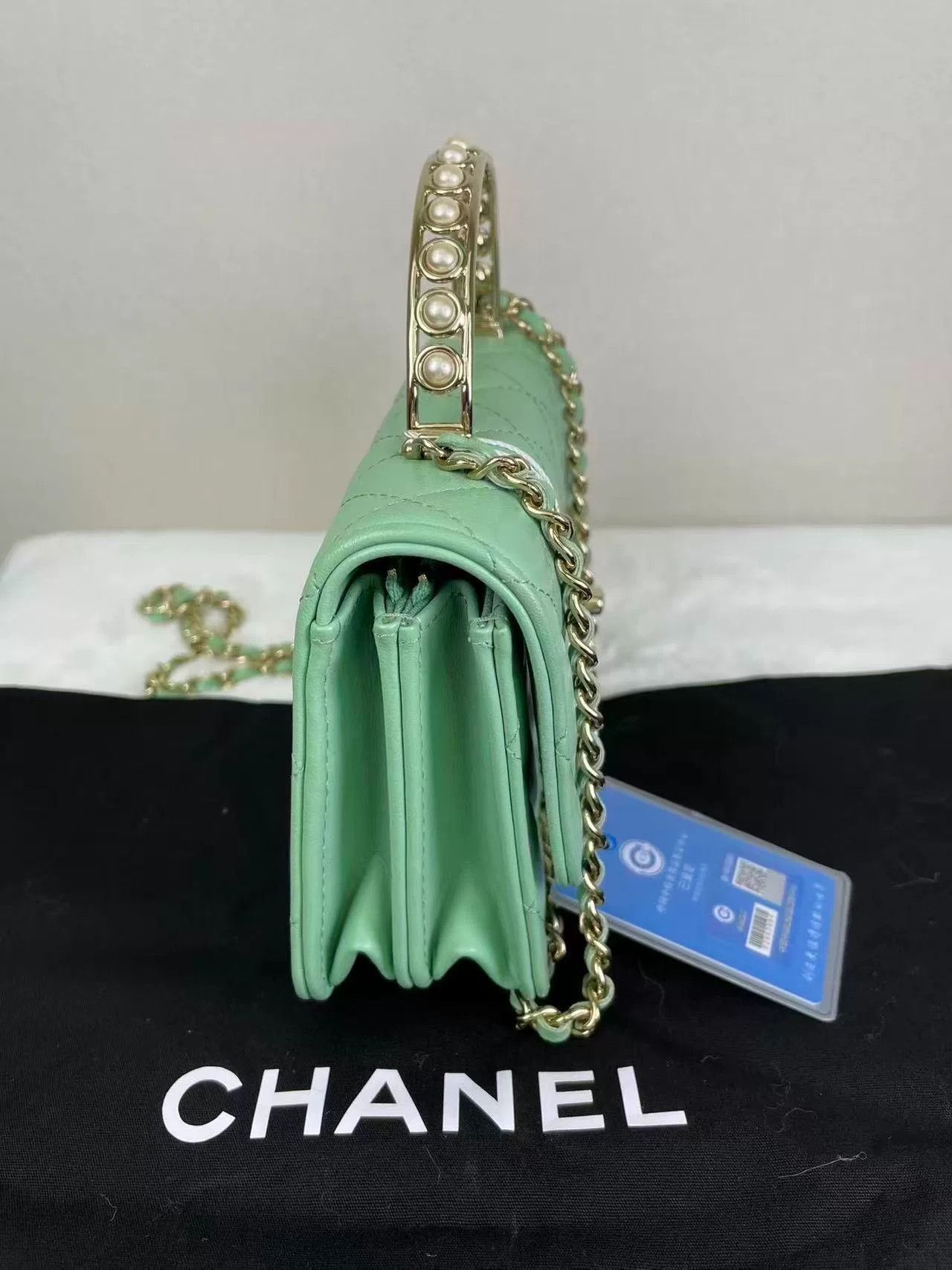 Chanel Pre-loved Bag Very good condition Size ONE SIZE - 7 Thumbnail