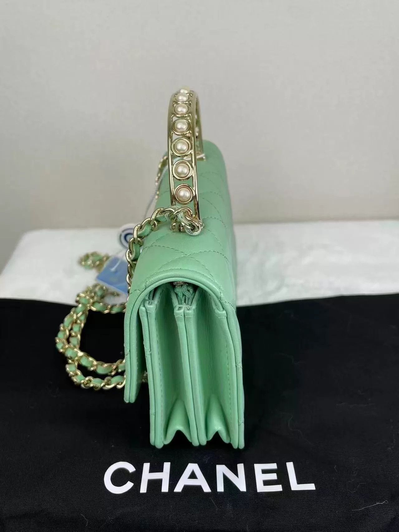 Chanel Pre-loved Bag Very good condition Size ONE SIZE - 6 Thumbnail