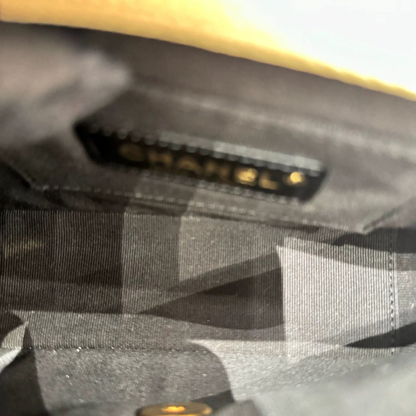 Chanel Pre-loved Bag Very good condition Size ONE SIZE - 2 Thumbnail