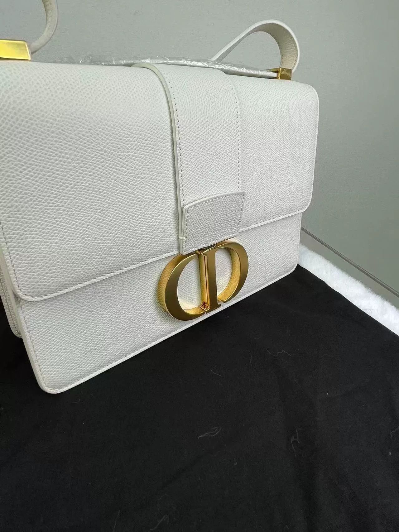 Dior Pre-loved Bag Very good condition Size ONE SIZE - 3 Thumbnail