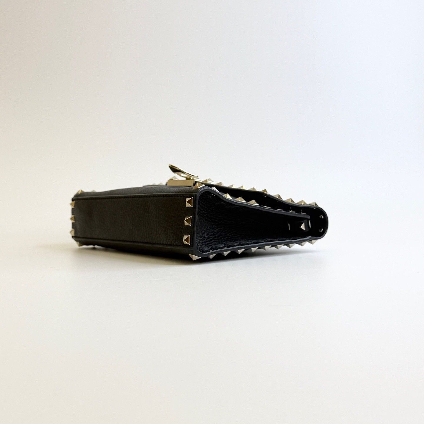 Valentino Pre-loved Bag Very good condition Size ONE SIZE - 8 Thumbnail