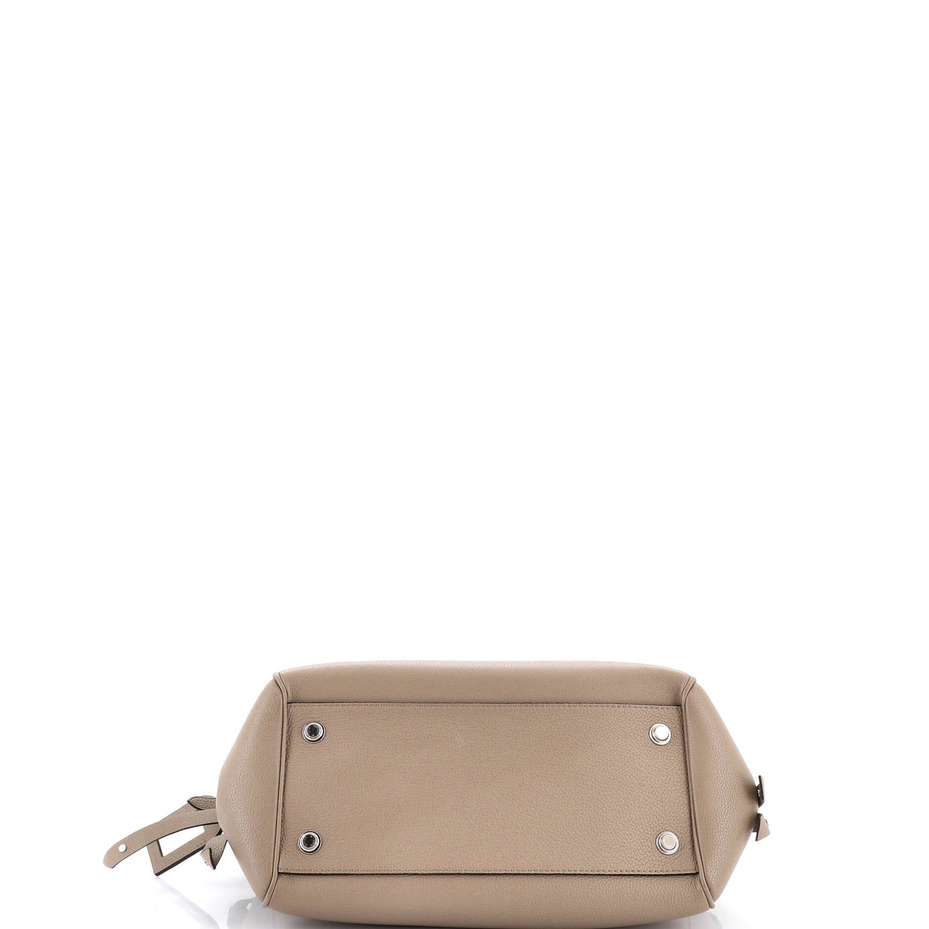 Louis Vuitton Milla Handbag Size ONE SIZE - 4 Thumbnail