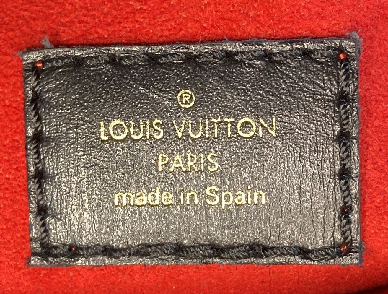 Louis Vuitton Petit Sac Plat Bag Size ONE SIZE - 8 Thumbnail