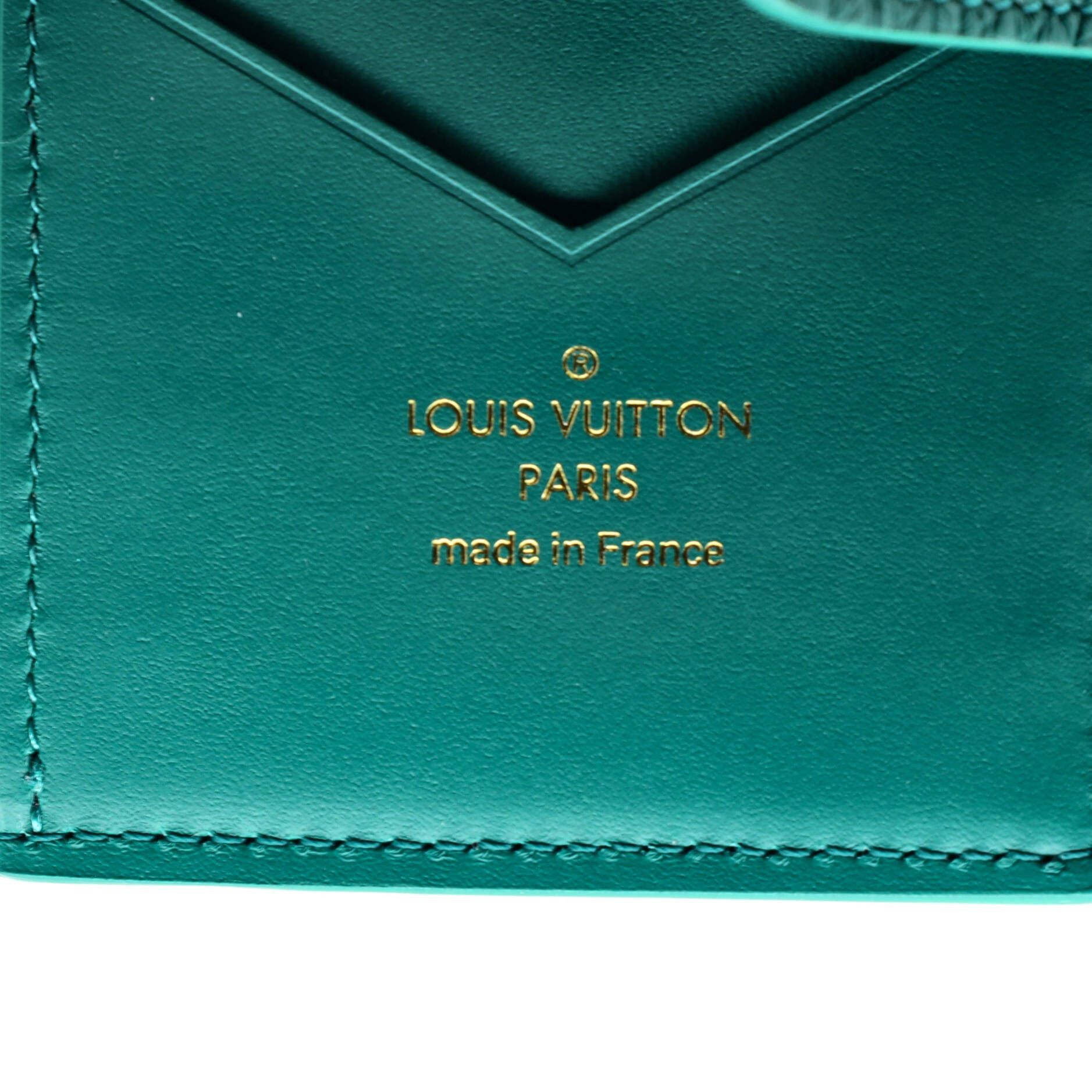 Louis Vuitton Capucines Vertical Wallet Size ONE SIZE - 6 Thumbnail