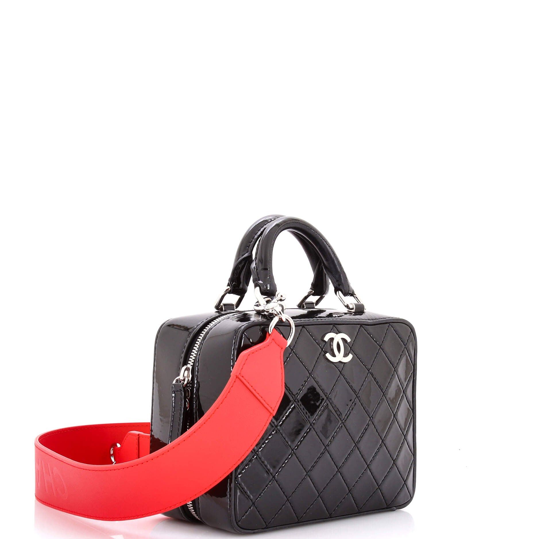 Chanel Travel Kit Vanity Case Size ONE SIZE - 2 Thumbnail