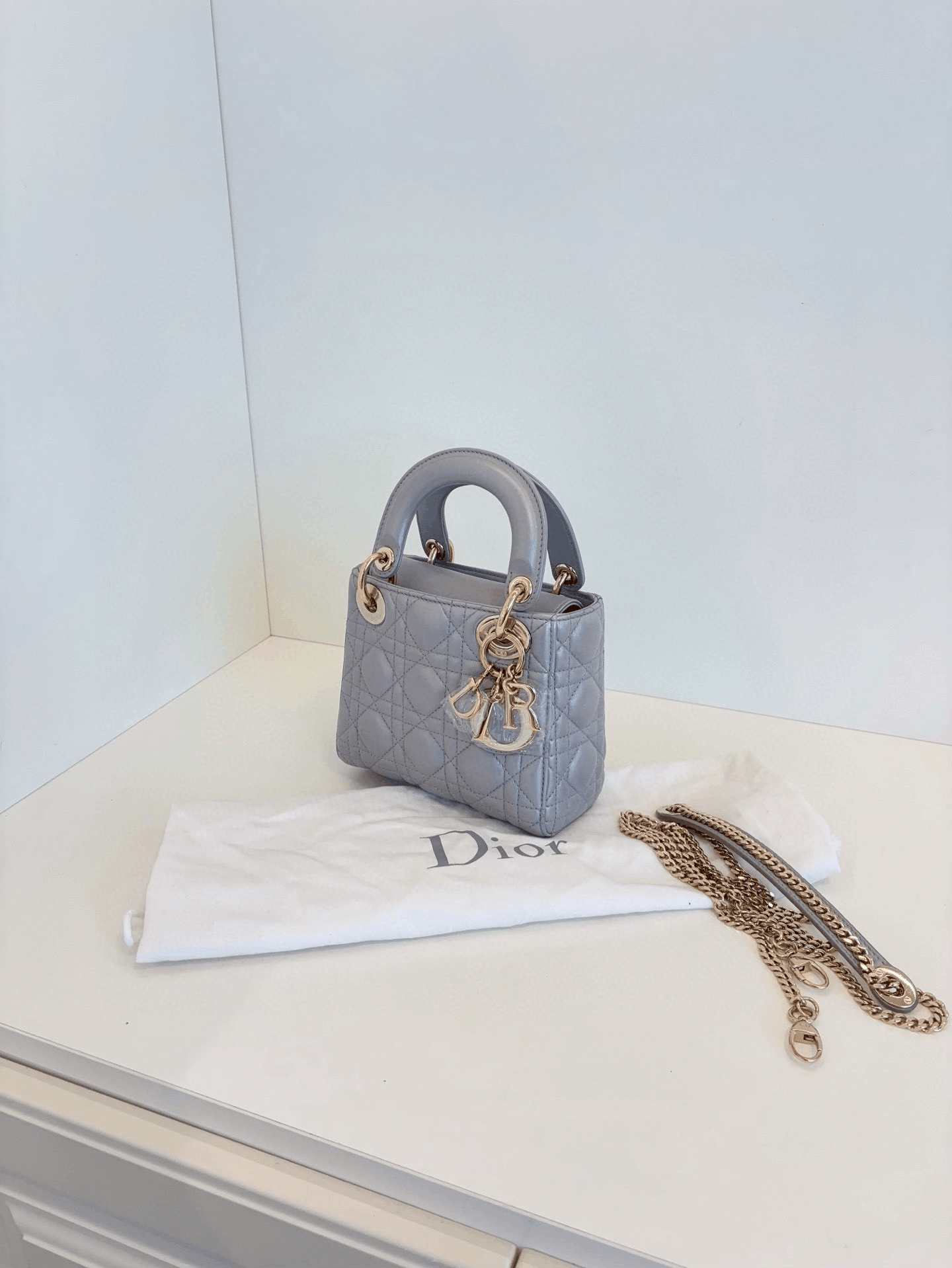 Dior Pre-loved Bag Very good condition Size ONE SIZE - 3 Thumbnail