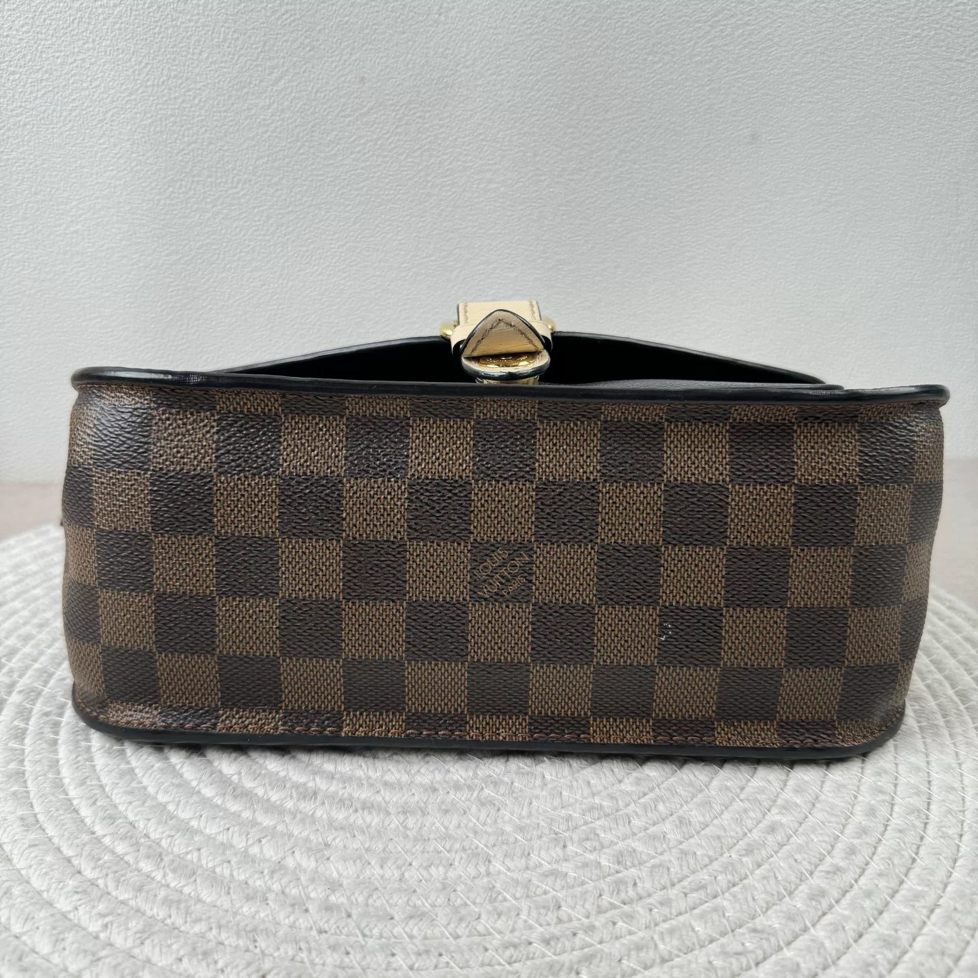 Louis Vuitton Pre-loved Bag Very good condition Size ONE SIZE - 6 Thumbnail